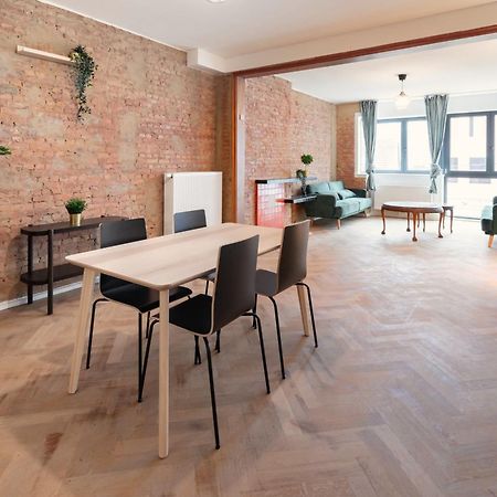 Charming And Spacious Apartments In The Heart Of アントウェルペン エクステリア 写真