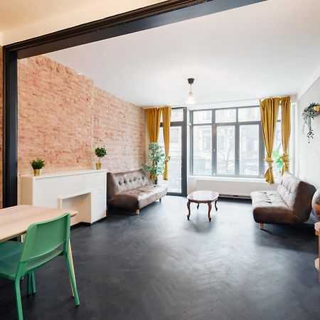 Charming And Spacious Apartments In The Heart Of アントウェルペン エクステリア 写真