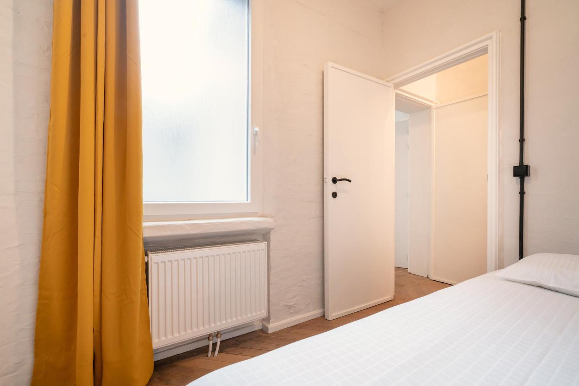 Charming And Spacious Apartments In The Heart Of アントウェルペン エクステリア 写真