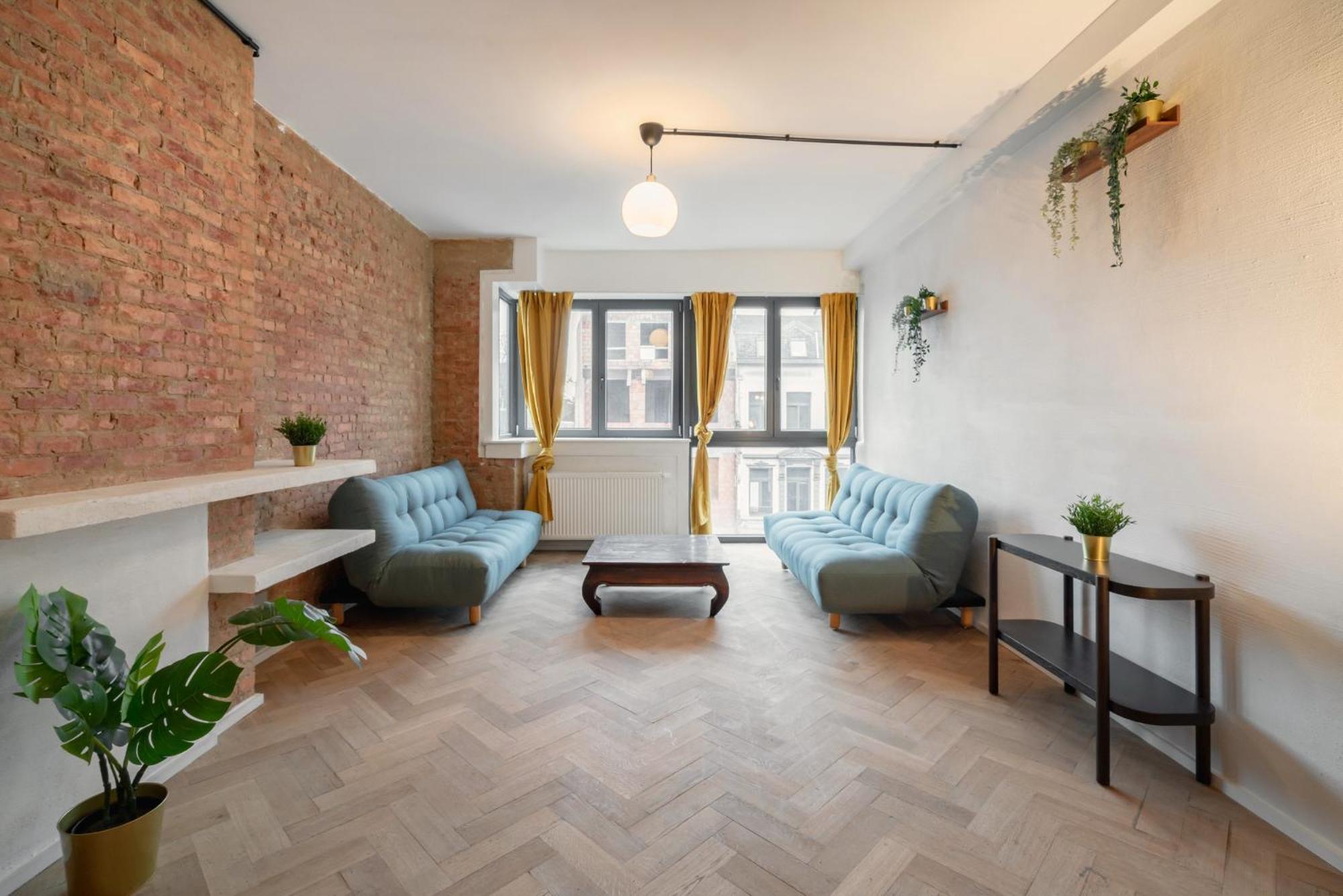 Charming And Spacious Apartments In The Heart Of アントウェルペン エクステリア 写真