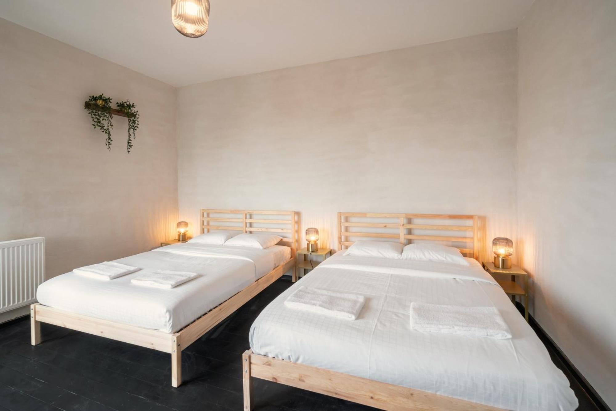 Charming And Spacious Apartments In The Heart Of アントウェルペン エクステリア 写真