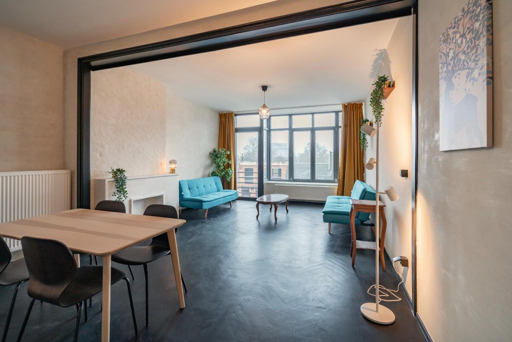 Charming And Spacious Apartments In The Heart Of アントウェルペン エクステリア 写真